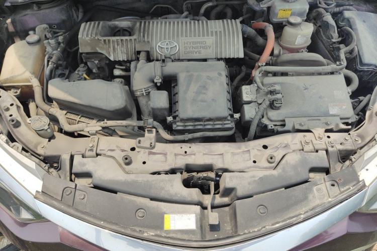 Used Toyota Levin 2017 Revised Dual-Engine 1.8H GS E-CVT Elite Sunroof Version China V Standard Engine Bay