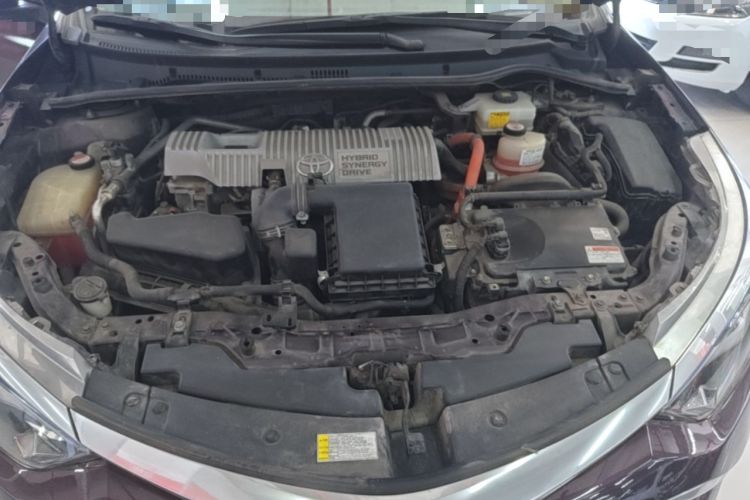 Used Toyota Levin 2017 Revised Dual-Engine 1.8H GS E-CVT Elite Sunroof Version China V Standard Engine Bay