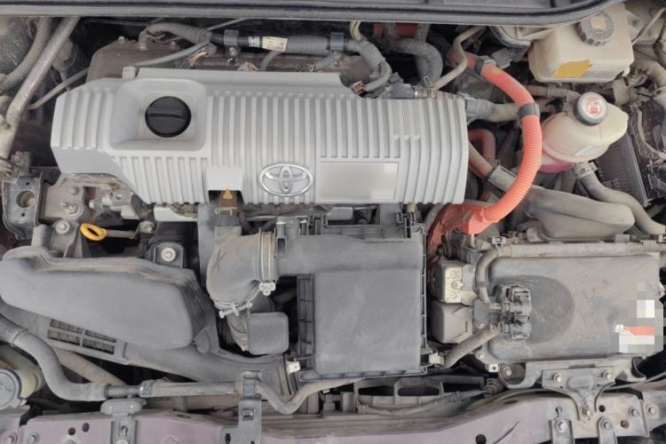 Used Toyota Levin 2017 Revised Dual-Engine 1.8H GS E-CVT Elite Sunroof Version China V Standard Engine Bay