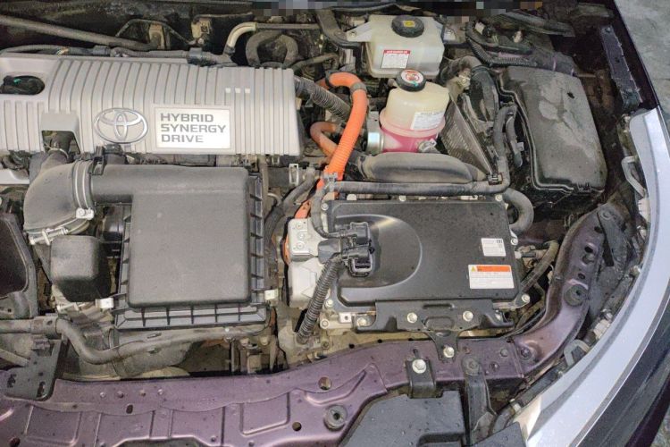 Used Toyota Levin 2017 Revised Dual-Engine 1.8H GS E-CVT Elite Sunroof Version China V Standard Engine Bay Left