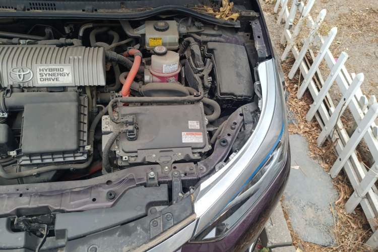 Used Toyota Levin 2017 Revised Dual-Engine 1.8H GS-L E-CVT Leading Edition China V Standard Engine Bay Left