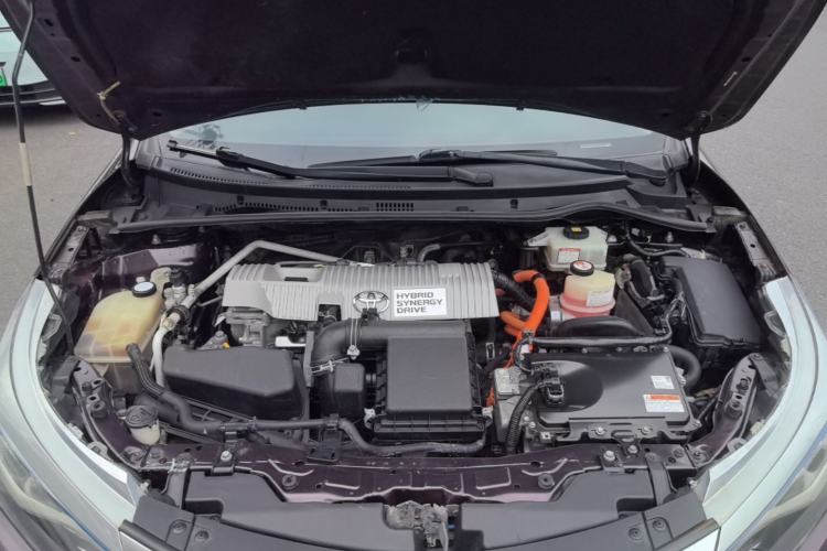 Used Toyota Levin 2017 Revised Dual-Engine 1.8H GS E-CVT Elite Sunroof Version China V Standard Engine Bay