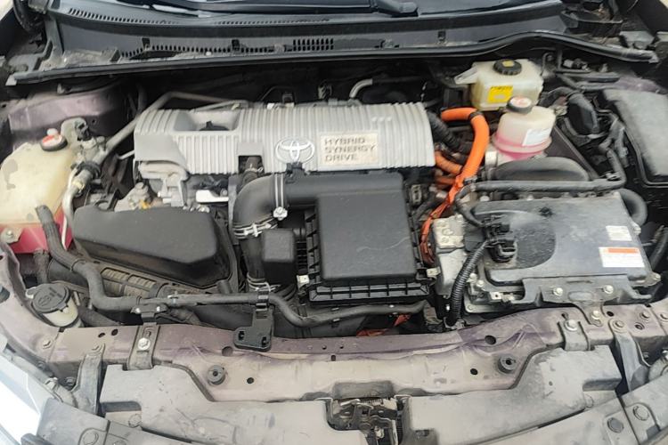 Used Toyota Levin 2017 Revised Dual-Engine 1.8H GS-L E-CVT Leading Edition China V Standard Engine Bay