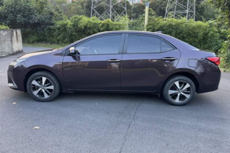 Used Toyota Levin 2017 Revised Dual-Engine 1.8H GS E-CVT Elite Sunroof Version China VI Standard Exterior 2