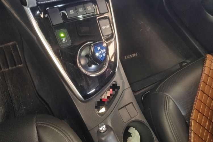Used Toyota Levin 2017 Revised Dual-Engine 1.8H GS E-CVT Elite Sunroof Version China V Standard Gear Lever