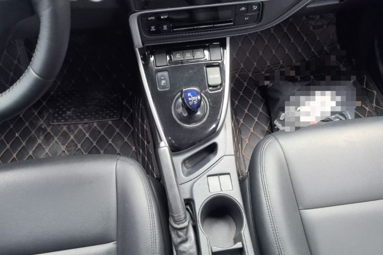 Used Toyota Levin 2017 Revised Dual-Engine 1.8H GS E-CVT Elite Sunroof Version China V Standard Gear Lever