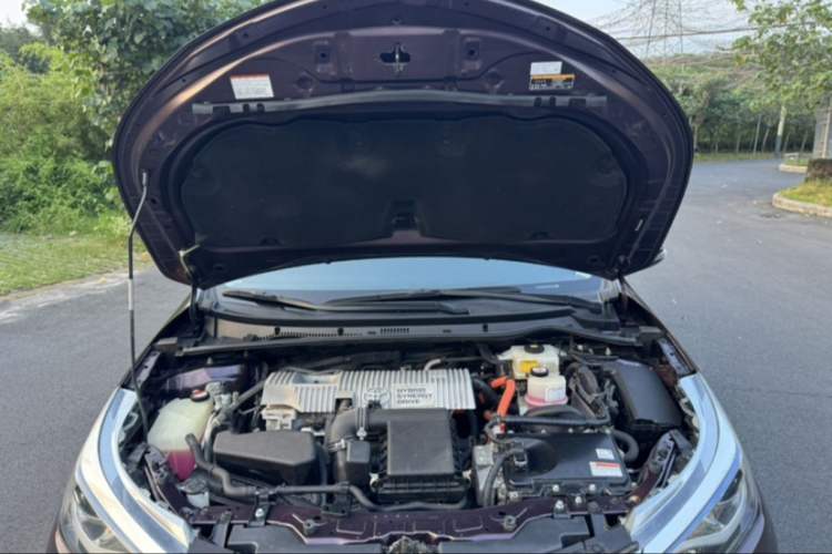 Used Toyota Levin 2017 Revised Dual-Engine 1.8H GS E-CVT Elite Sunroof Version China VI Standard Interior 2