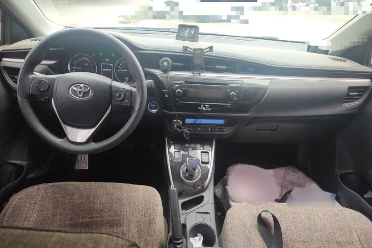 Used Toyota Levin 2017 Revised Dual-Engine 1.8H GS E-CVT Elite Sunroof Version China V Standard Interior 2