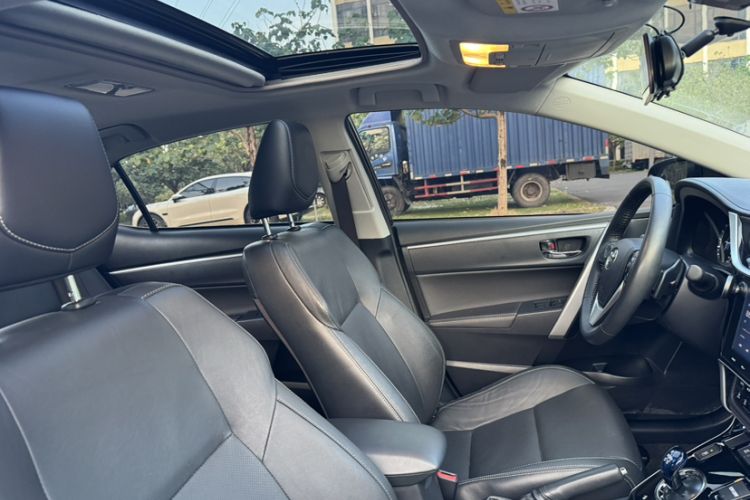 Used Toyota Levin 2017 Revised Dual-Engine 1.8H GS-L E-CVT Leading Edition China V Standard Interior 4
