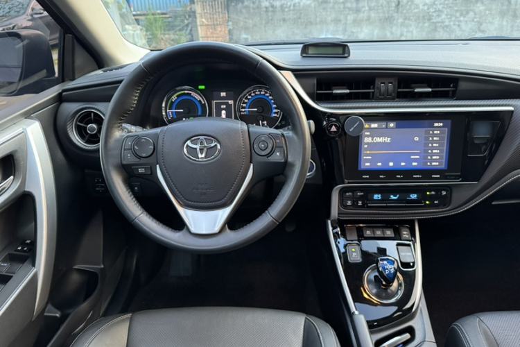 Used Toyota Levin 2017 Revised Dual-Engine 1.8H GS-L E-CVT Leading Edition China V Standard Interior 7