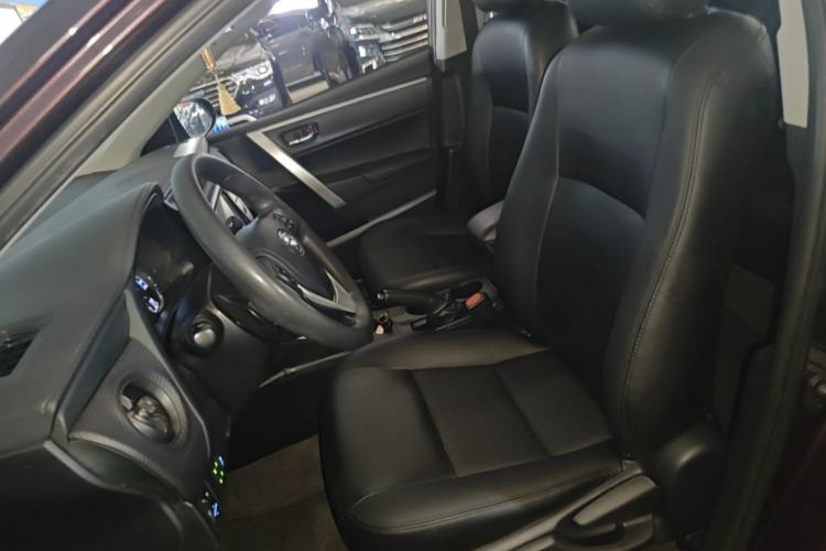 Used Toyota Levin 2017 Revised Dual-Engine 1.8H GS E-CVT Elite Sunroof Version China VI Standard Left Front Seat