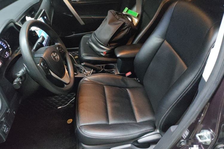 Used Toyota Levin 2017 Revised Dual-Engine 1.8H GS E-CVT Elite Sunroof Version China V Standard Left Front Seat