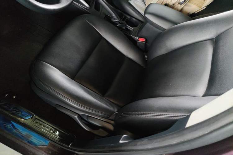 Used Toyota Levin 2017 Revised Dual-Engine 1.8H GS E-CVT Elite Sunroof Version China V Standard Left Front Seat