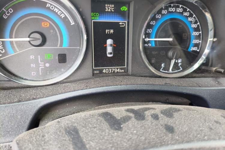 Used Toyota Levin 2017 Revised Dual-Engine 1.8H GS E-CVT Elite Sunroof Version China V Standard Odometer Close Up