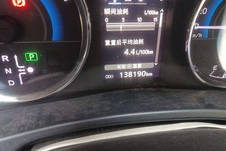 Used Toyota Levin 2017 Revised Dual-Engine 1.8H GS E-CVT Elite Sunroof Version China V Standard Odometer Close Up