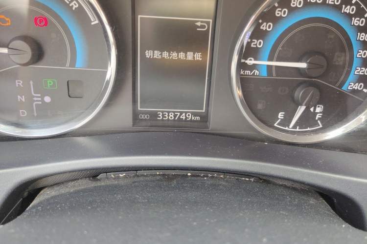 Used Toyota Levin 2017 Revised Dual-Engine 1.8H GS E-CVT Elite Sunroof Version China V Standard Odometer Close Up