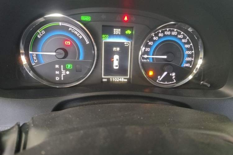 Used Toyota Levin 2017 Revised Dual-Engine 1.8H GS E-CVT Elite Sunroof Version China V Standard Odometer Close Up