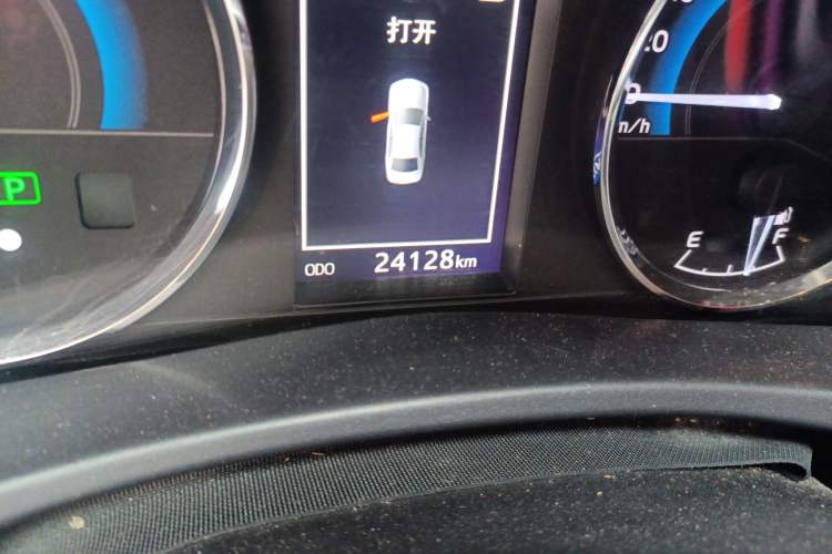 Used Toyota Levin 2017 Revised Dual-Engine 1.8H GS-L E-CVT Leading Edition China V Standard Odometer Close Up