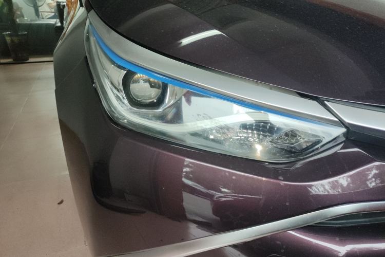 Used Toyota Levin 2017 Revised Dual-Engine 1.8H GS E-CVT Elite Sunroof Version China V Standard Right Front Headlight