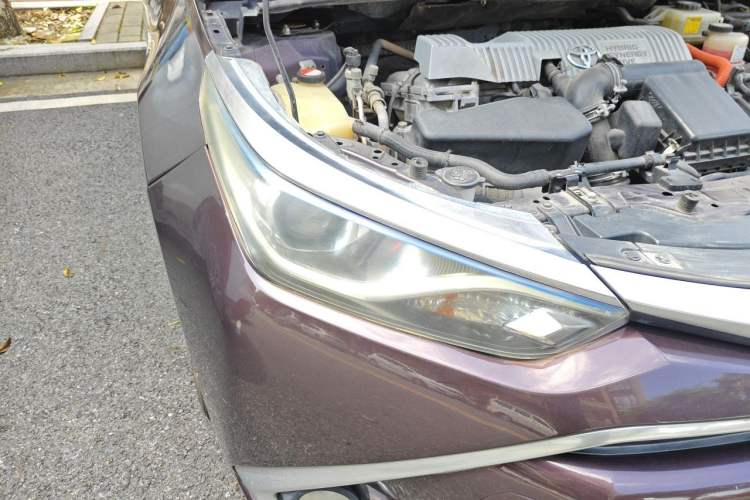 Used Toyota Levin 2017 Revised Dual-Engine 1.8H GS E-CVT Elite Sunroof Version China V Standard Right Front Headlight