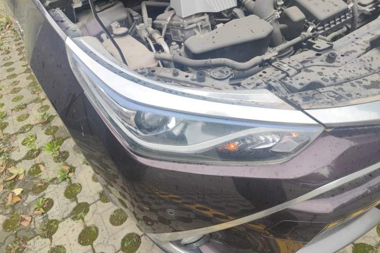 Used Toyota Levin 2017 Revised Dual-Engine 1.8H GS E-CVT Elite Sunroof Version China V Standard Right Front Headlight