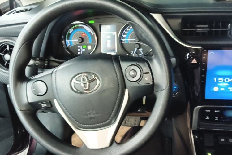 Used Toyota Levin 2017 Revised Dual-Engine 1.8H GS E-CVT Elite Sunroof Version China V Standard Steering Wheel