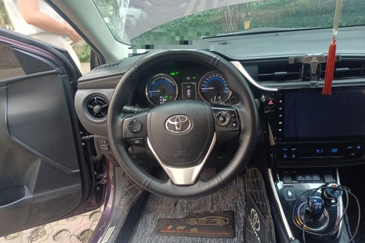 Used Toyota Levin 2017 Revised Dual-Engine 1.8H GS E-CVT Elite Sunroof Version China V Standard Steering Wheel