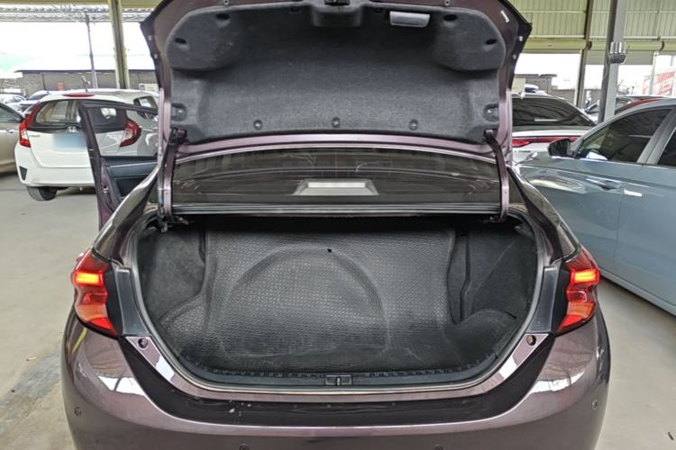 Used Toyota Levin 2017 Revised Dual-Engine 1.8H GS E-CVT Elite Sunroof Version China V Standard Trunk