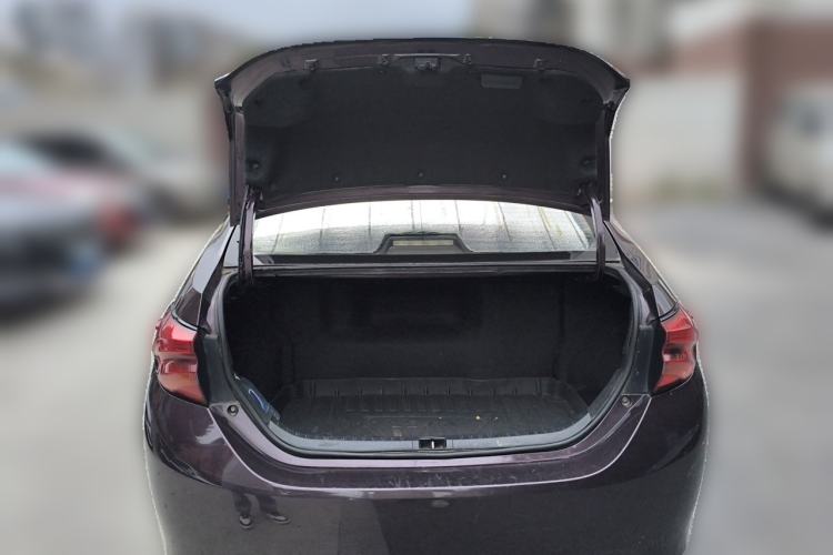 Used Toyota Levin 2017 Revised Dual-Engine 1.8H GS E-CVT Elite Sunroof Version China V Standard Trunk