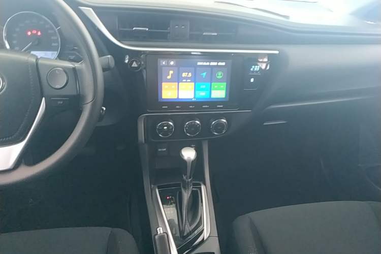Used Toyota Levin 2017 Revised 185T CVT Elite Edition China V Standard Audio And AC Panel