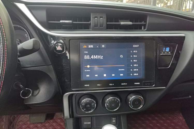 Used Toyota Levin 2017 Revised 185T CVT Elite Edition China V Standard Audio And AC Panel