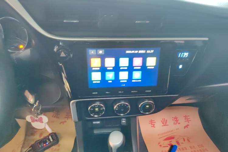 Used Toyota Levin 2017 Revised 185T CVT Elite Edition China V Standard Audio And AC Panel