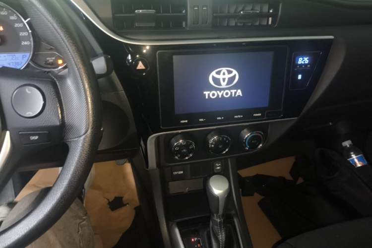 Used Toyota Levin 2017 Revised 185T CVT Elite Edition China V Standard Audio And AC Panel