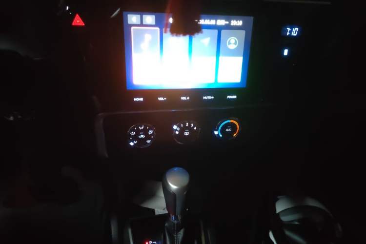 Used Toyota Levin 2017 Revised 185T CVT Elite Edition China V Standard Audio And AC Panel