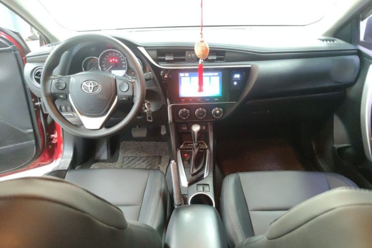 Used Toyota Levin 2017 Revised 185T CVT Elite Edition China V Standard Center Console