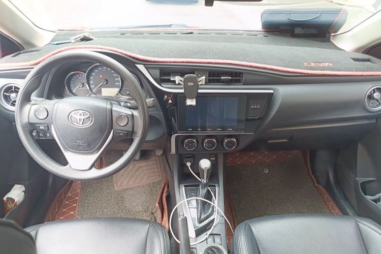 Used Toyota Levin 2017 Revised 185T CVT Elite Edition China V Standard Center Console