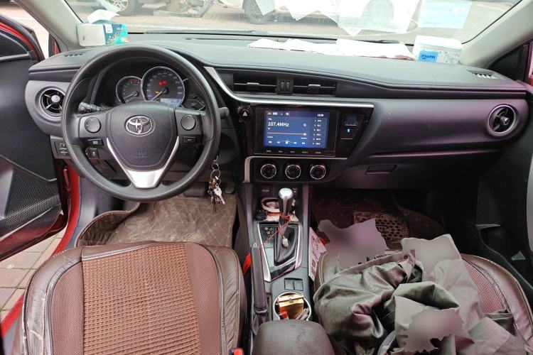 Used Toyota Levin 2017 Revised 185T CVT Elite Edition China V Standard Center Console