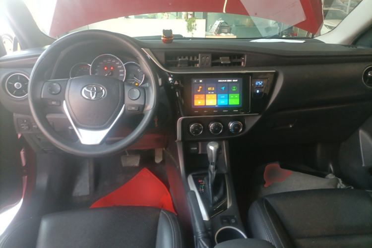 Used Toyota Levin 2017 Revised 185T CVT Elite Edition China V Standard Center Console