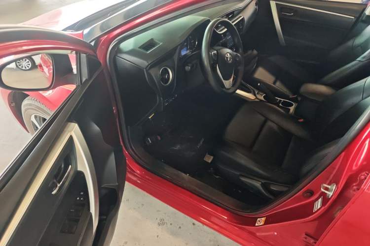 Used Toyota Levin 2017 Revised 185T CVT Elite Edition China V Standard Driver Seat