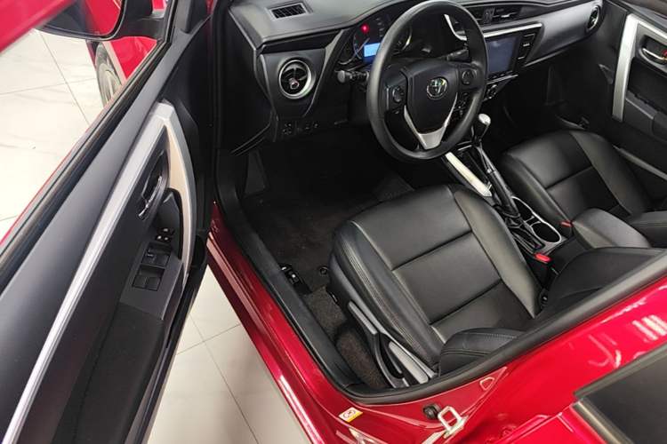 Used Toyota Levin 2017 Revised 185T CVT Elite Edition China V Standard Driver Seat