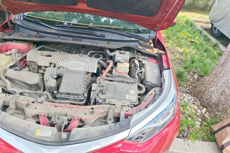 Used Toyota Levin 2017 Revised Dual-Engine 1.8H GS E-CVT Elite Sunroof Version China V Standard Engine Bay Left