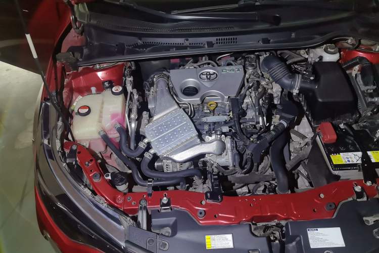 Used Toyota Levin 2017 Revised Version 185T CVT Leading Edition China VI Standard Engine Bay Right
