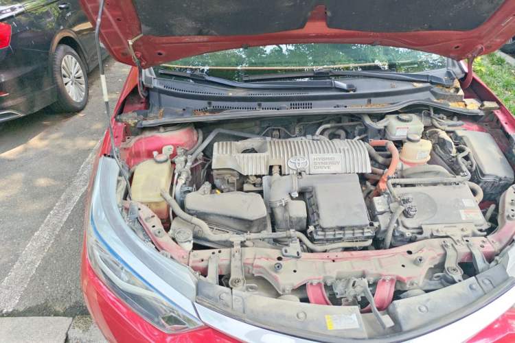 Used Toyota Levin 2017 Revised Dual-Engine 1.8H GS E-CVT Elite Sunroof Version China V Standard Engine Bay Right