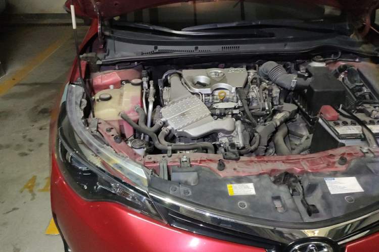 Used Toyota Levin 2017 Revised Version 185T CVT Elite Edition China VI Standard Engine Bay Right