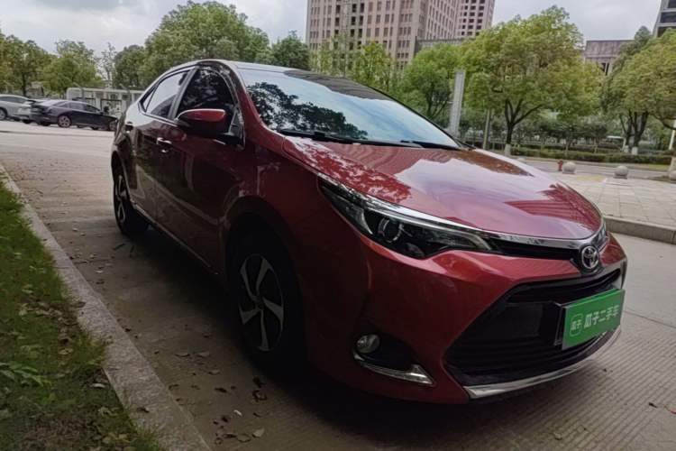 Used Toyota Levin 2017 Revised 185T CVT Elite Edition China V Standard Front Right 45 Deg