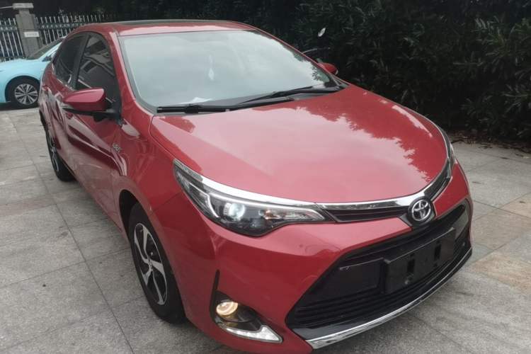 Used Toyota Levin 2017 Revised 185T CVT Elite Edition China V Standard Front Right 45 Deg