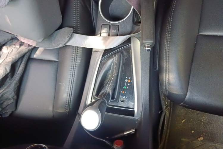 Used Toyota Levin 2017 Revised 185T CVT Elite Edition China V Standard Gear Lever