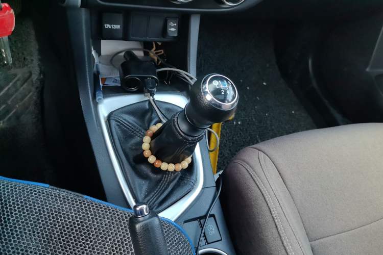 Used Toyota Levin 2017 Revised 185T Manual Elite Edition China V Standard Gear Lever