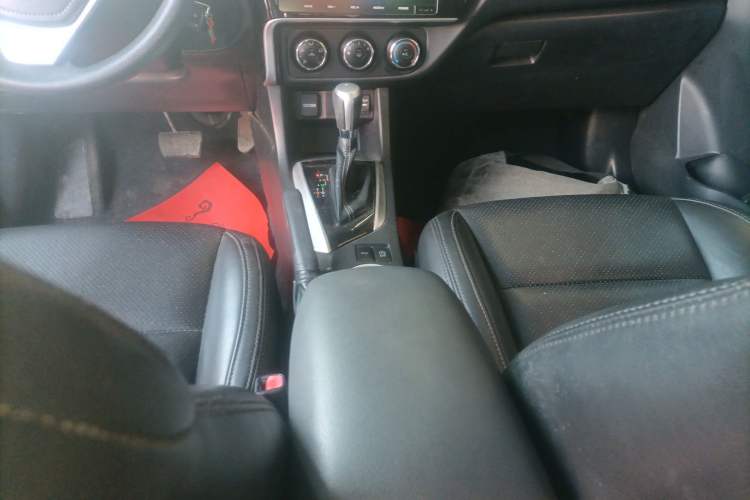 Used Toyota Levin 2017 Revised 185T CVT Elite Edition China V Standard Gear Lever