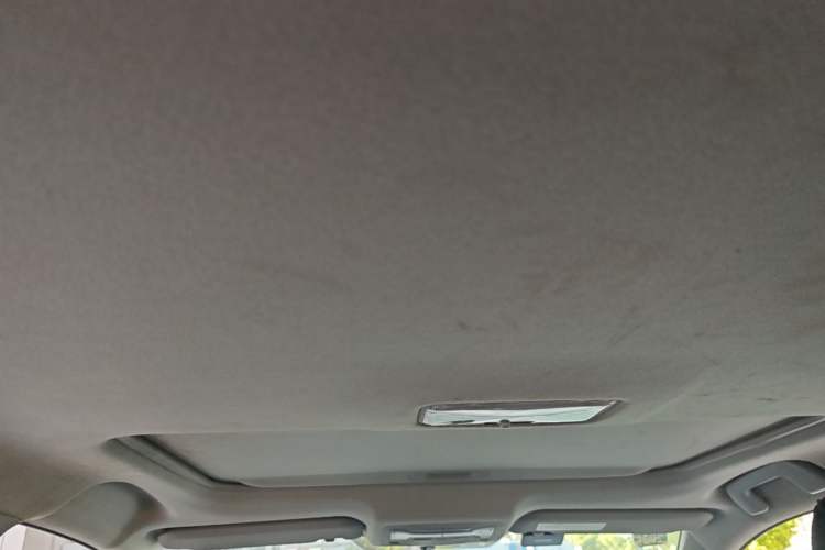 Used Toyota Levin 2017 Revised 185T CVT Elite Edition China V Standard Headliner